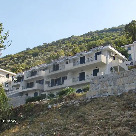Apartman Kostanjica *