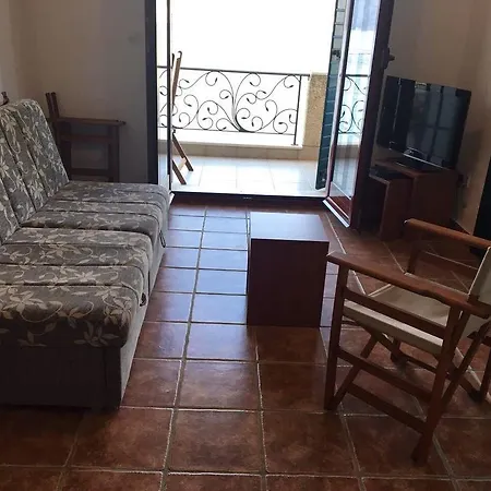 アパート Apartman Kostanjica *